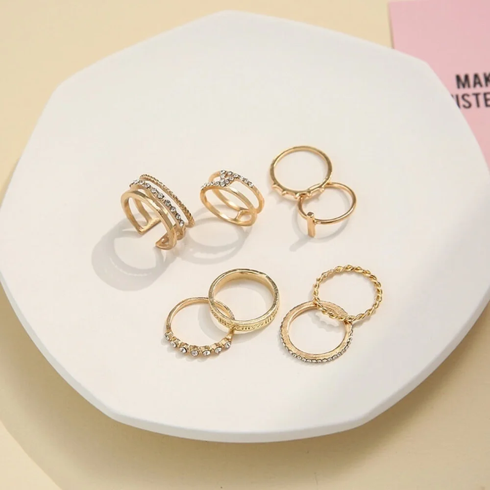 *KATALEYA* 8-Pc Gold Geometric Design Fashion Ring Set